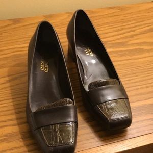 Franco Sarto Brown Loafer - Size 7